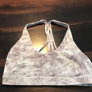 Lululemon sports bra. Size 8.